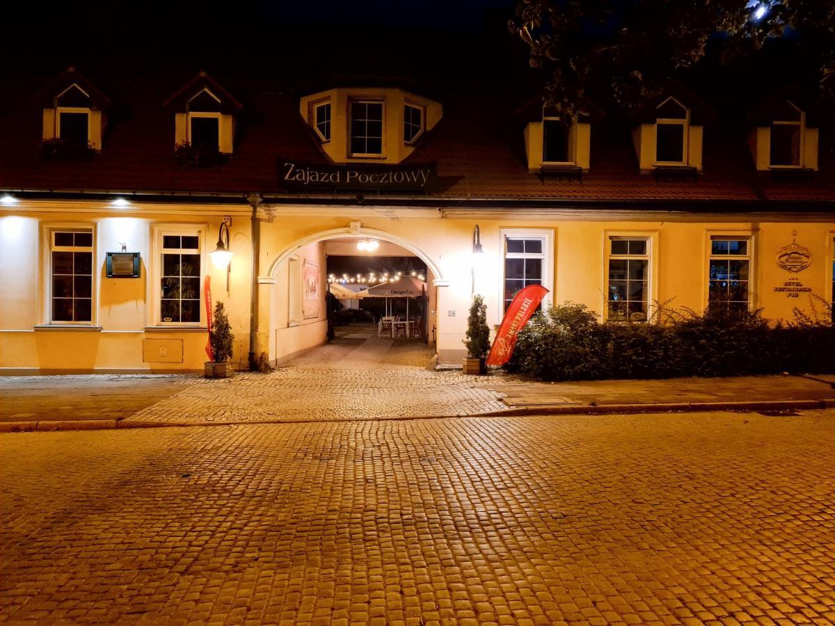 Hotel Zajazd Kultury, Dawniej Pocztowy Zielona Góra Buitenkant foto