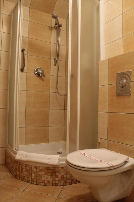 Hotel Zajazd Kultury, Dawniej Pocztowy Zielona Góra Buitenkant foto